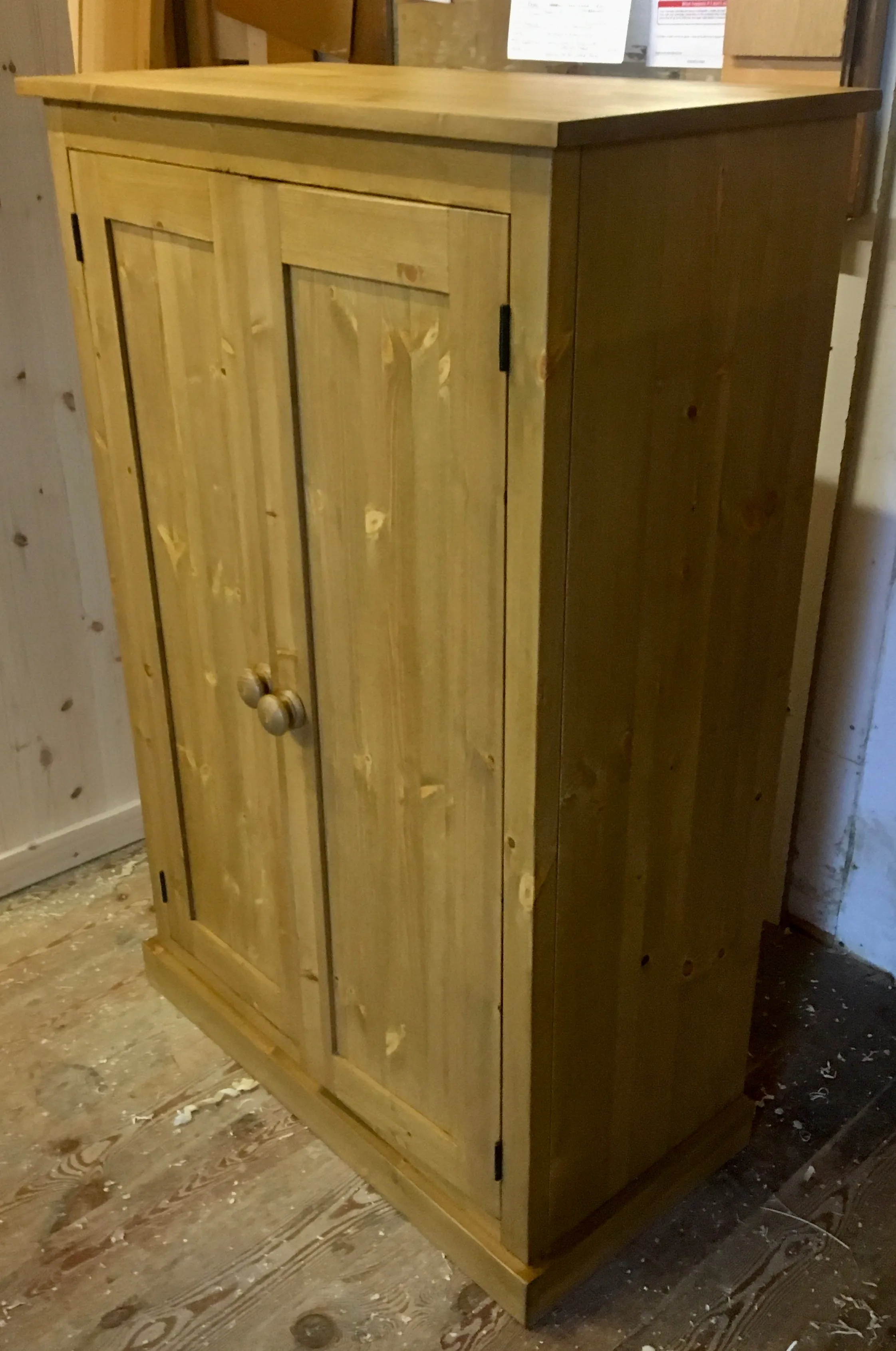 **122 cm High - Low Larder Pantry Storage Cupboard with Spice Rack for Kitchen or Utility Room (40 cm deep)