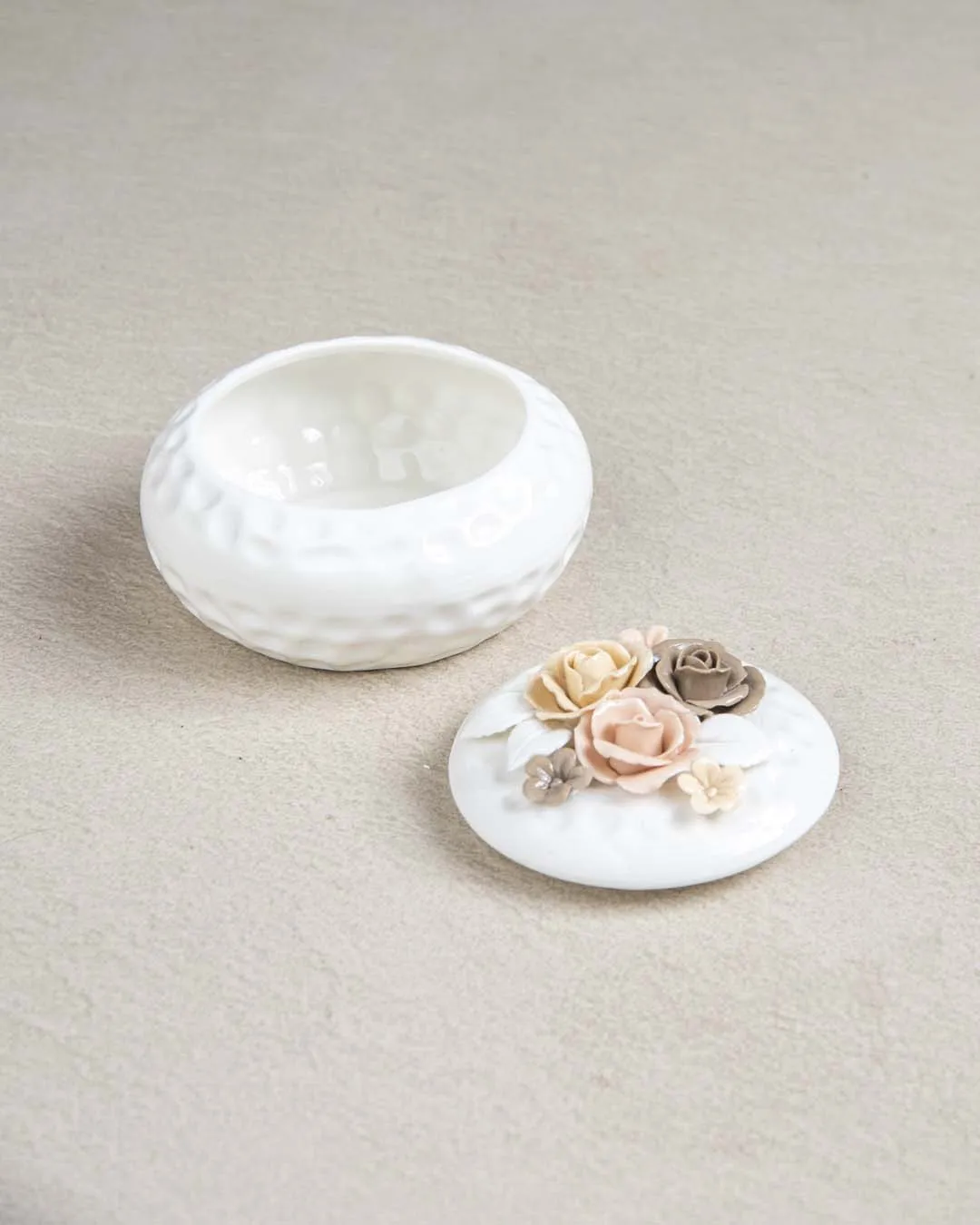 Adorable Floral Trinket Keeper