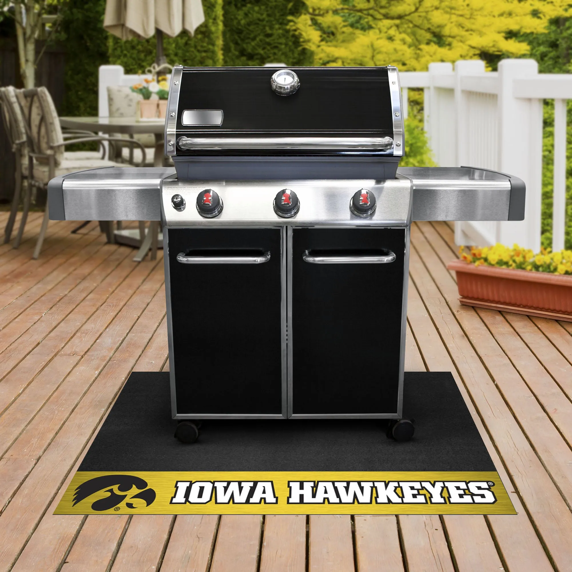 Fanmats Iowa Hawkeyes Vinyl Grill Mat - 26" x 42"
