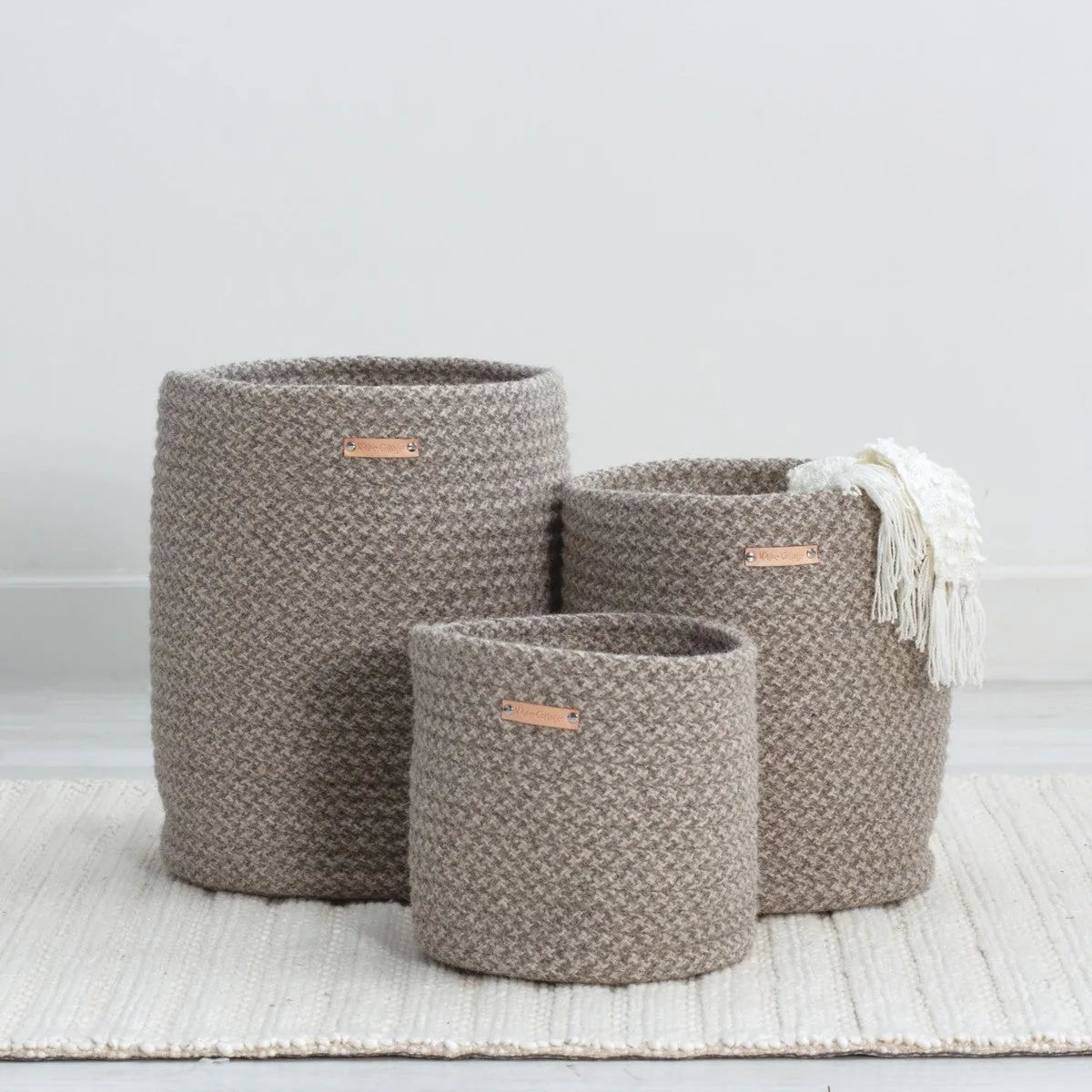 Little Braided Wool Basket - Houndstooth