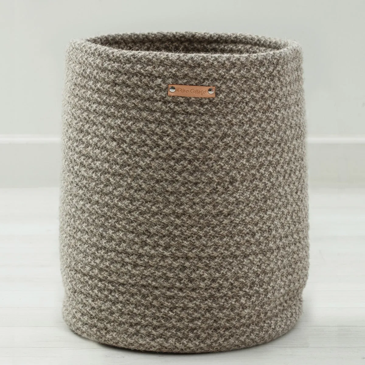 Little Braided Wool Basket - Houndstooth